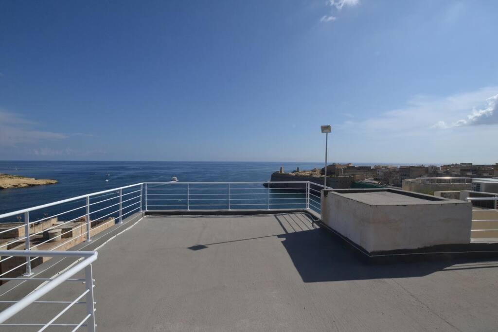 Vallettadreamsuites Groud Floor Shared Sea View Rooof Terrace Eksteriør billede